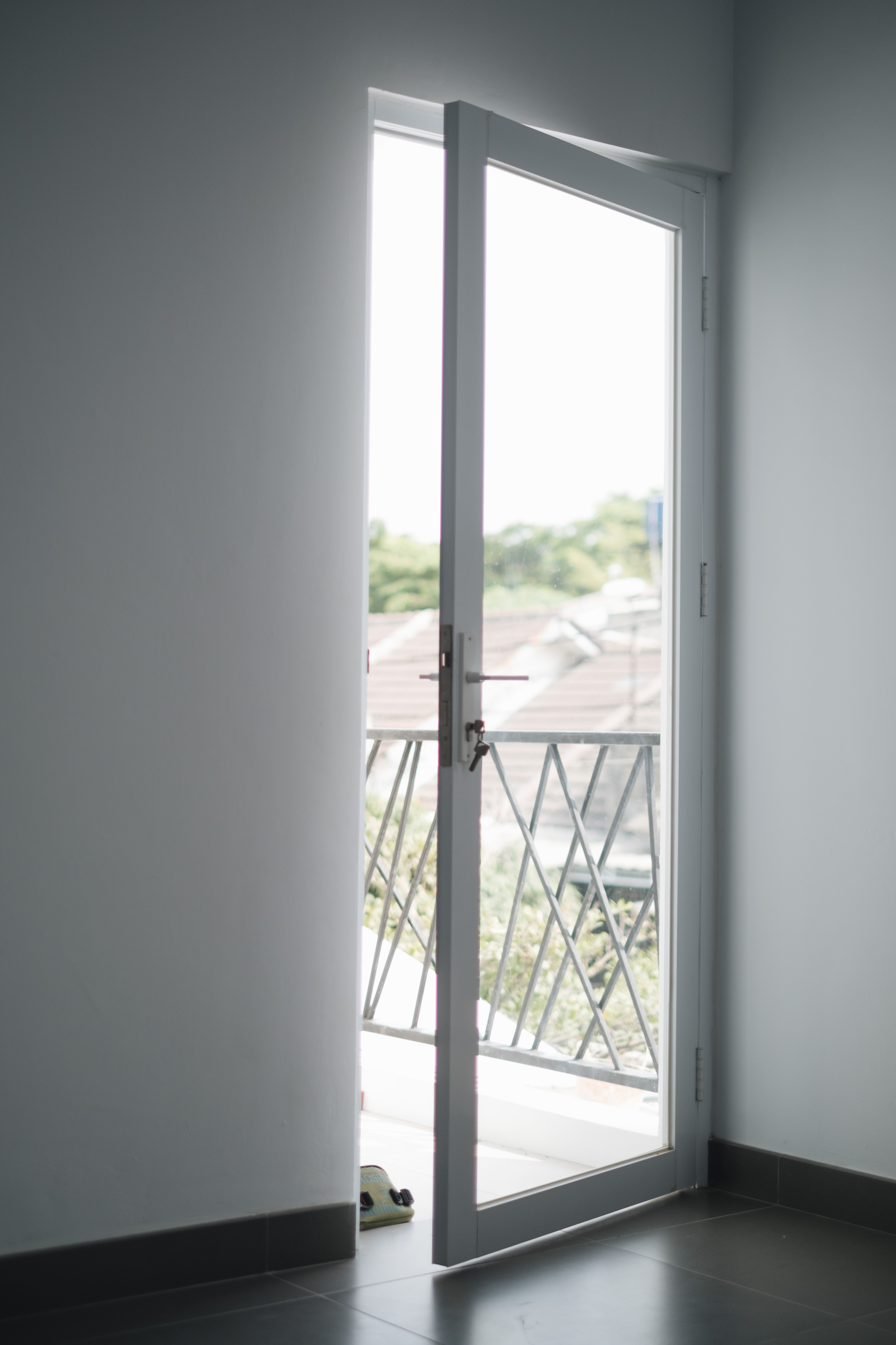 pintu balkon project RB 096